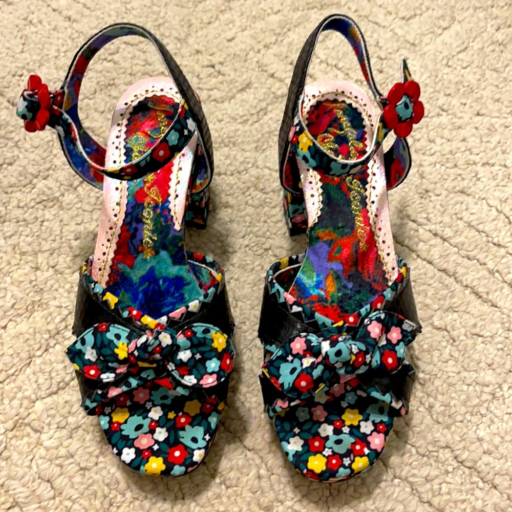 Irregular Choice Love Child style 4552-01B size 9.5 never worn!